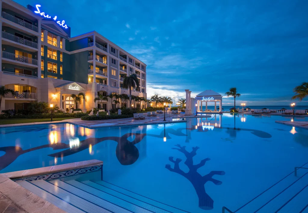 Gallery Sandals Royal Bahamian