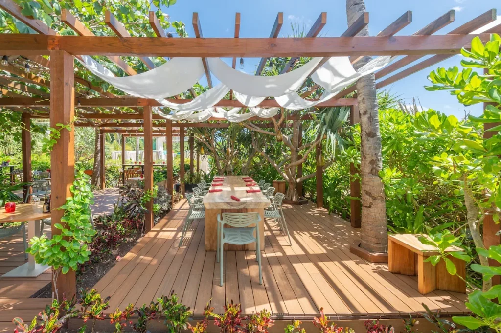 Gallery Live Aqua Beach Resort Cancun