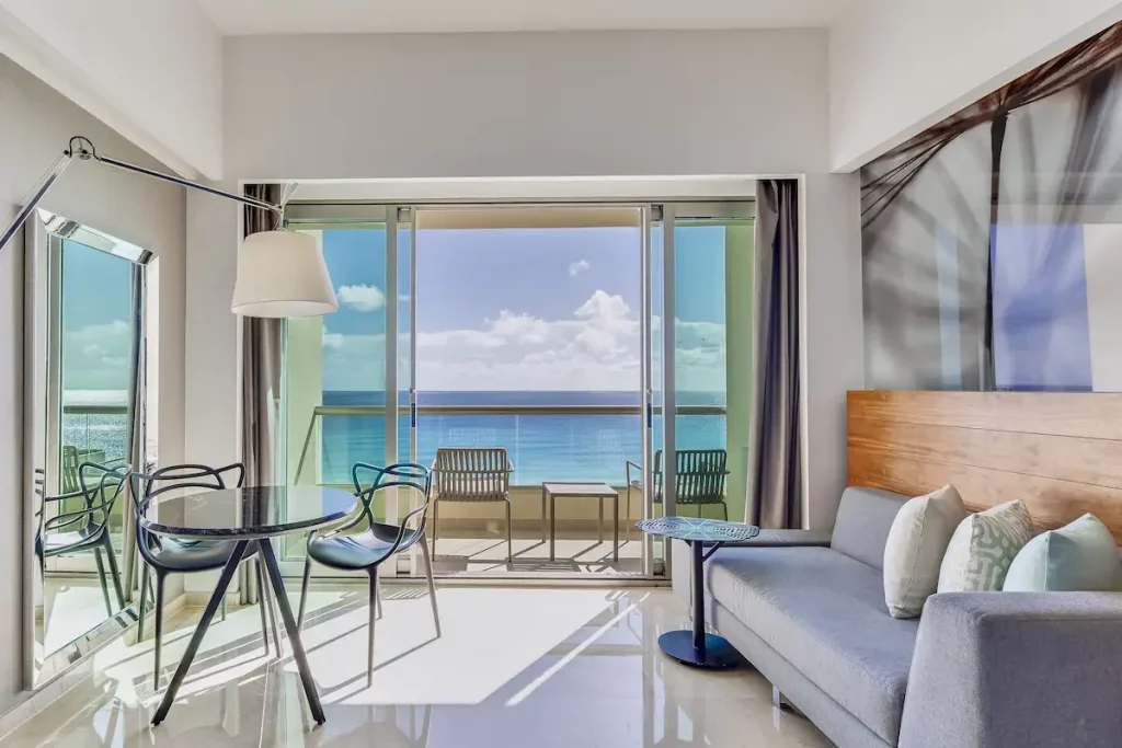 Premium Aqua Club Ocean Front