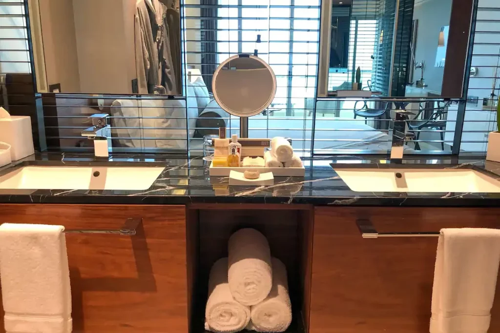 Premium Aqua Club Ocean Front